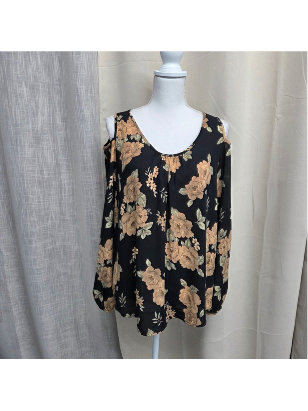 Sienna Sky Black Cold-Shoulder Blouse Size L Grunge Fairycore Whimsigoth